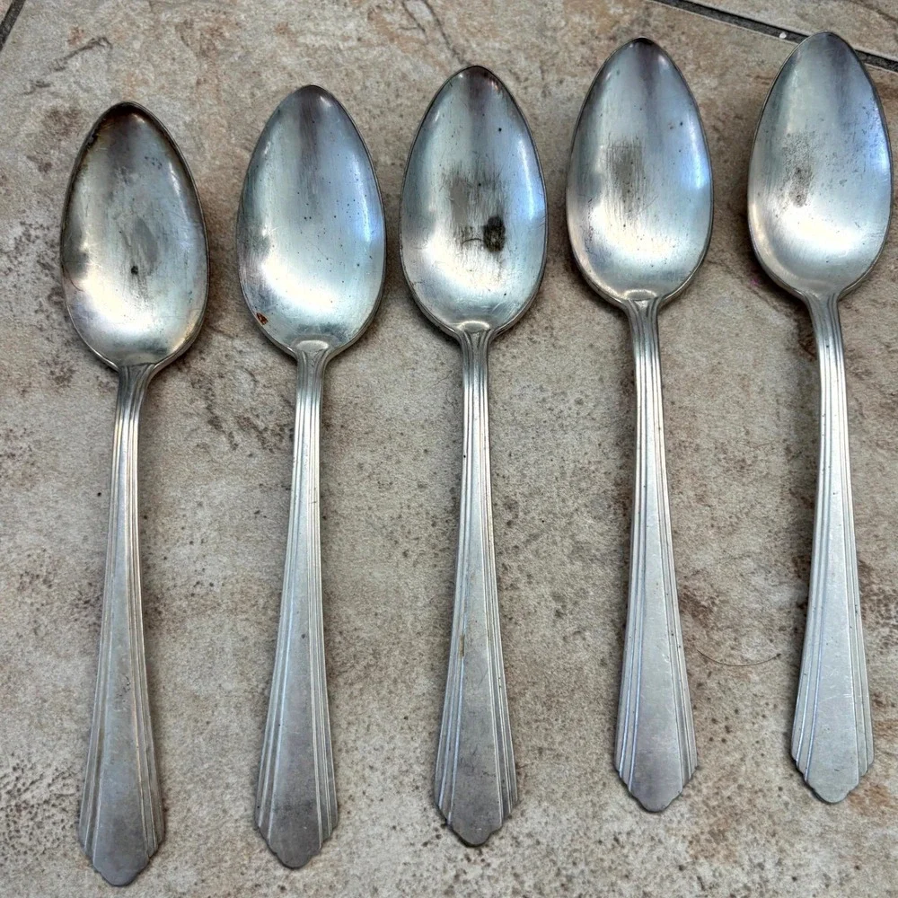 Vintage Fashion Silverplate Teaspoons Set of 5 Art Deco Linear Pattern
